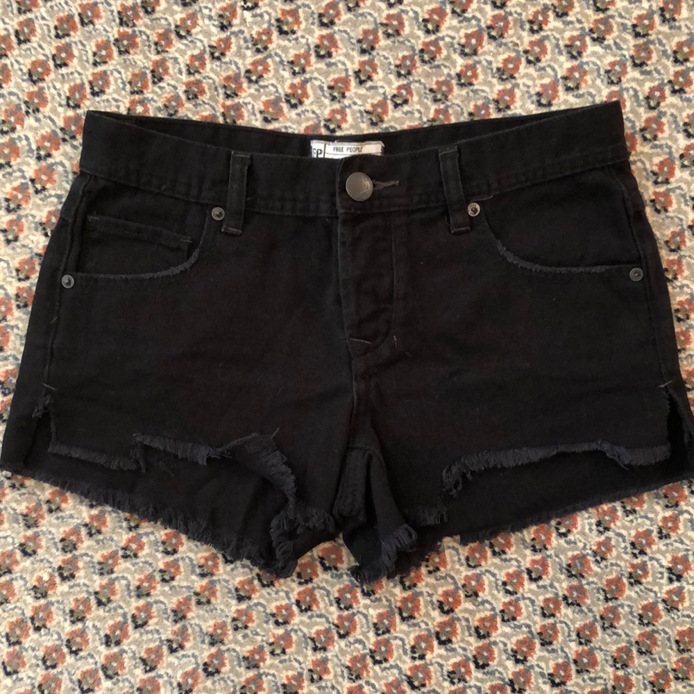 EUC Free People Black Denim Cutoff Shorts size 25